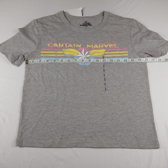 New Captain Marvel Cropped Top - Picture 9 of 9